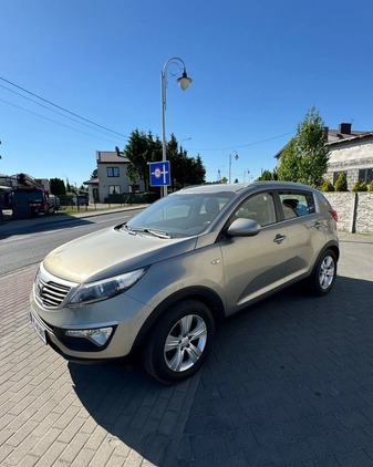 Kia Sportage cena 41900 przebieg: 180000, rok produkcji 2014 z Pelplin małe 106